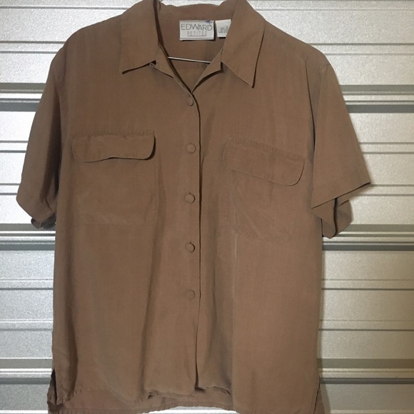 Soft buttoned top - Picture 1 of 4